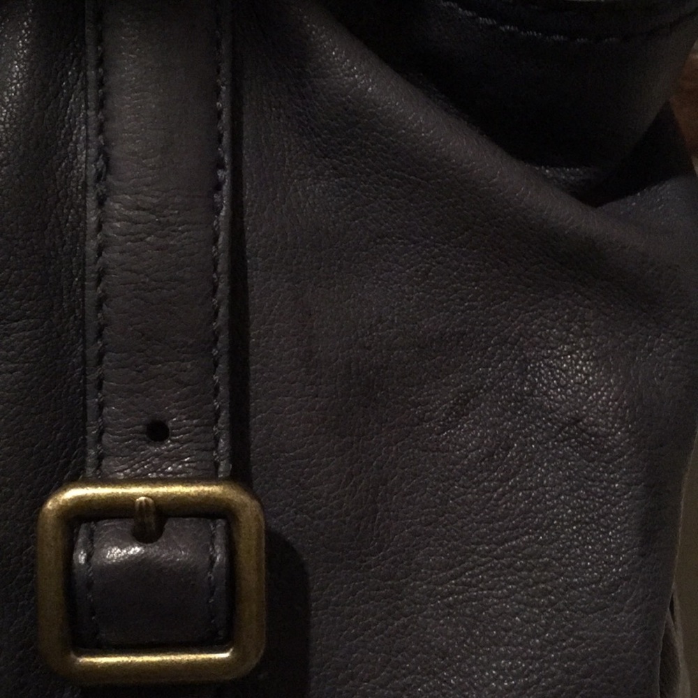 Navy Frye Lily Tote - Picture 4 of 8